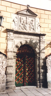 Pikk t&auml;nav 26, ovi - kuva: Markku Aalto-Set&auml;l&auml; 1998